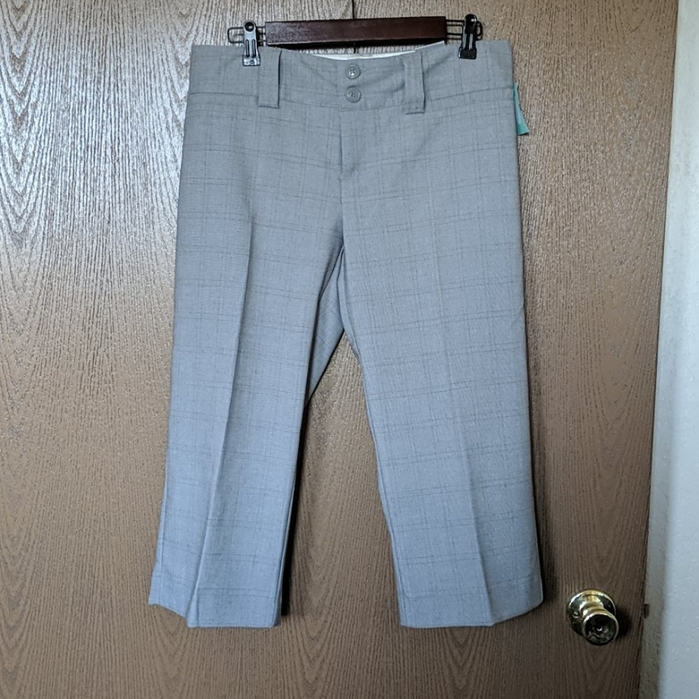 Maurices Dress Capris